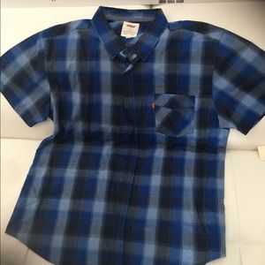 Men short sleeve button down shirt